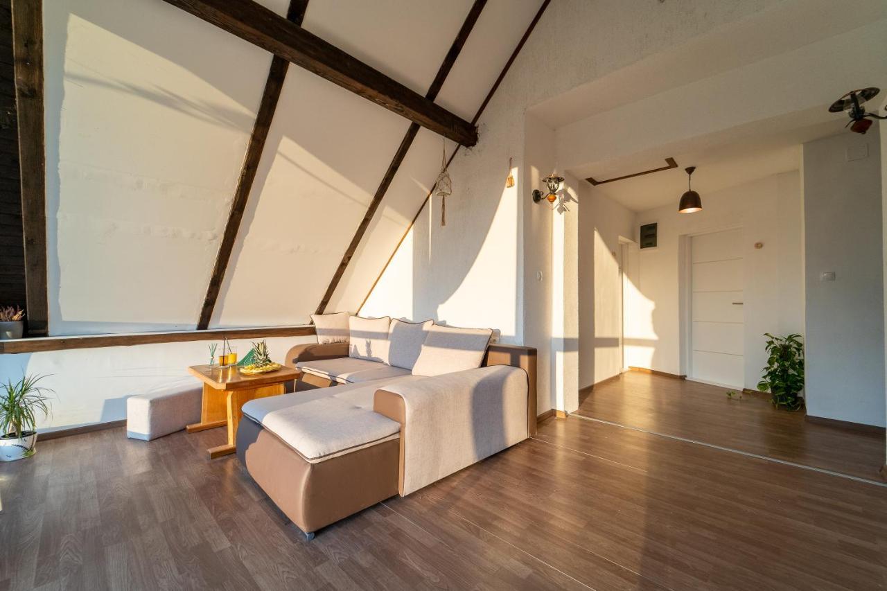 Rooms & Apartment Milan Saborsko Exterior foto