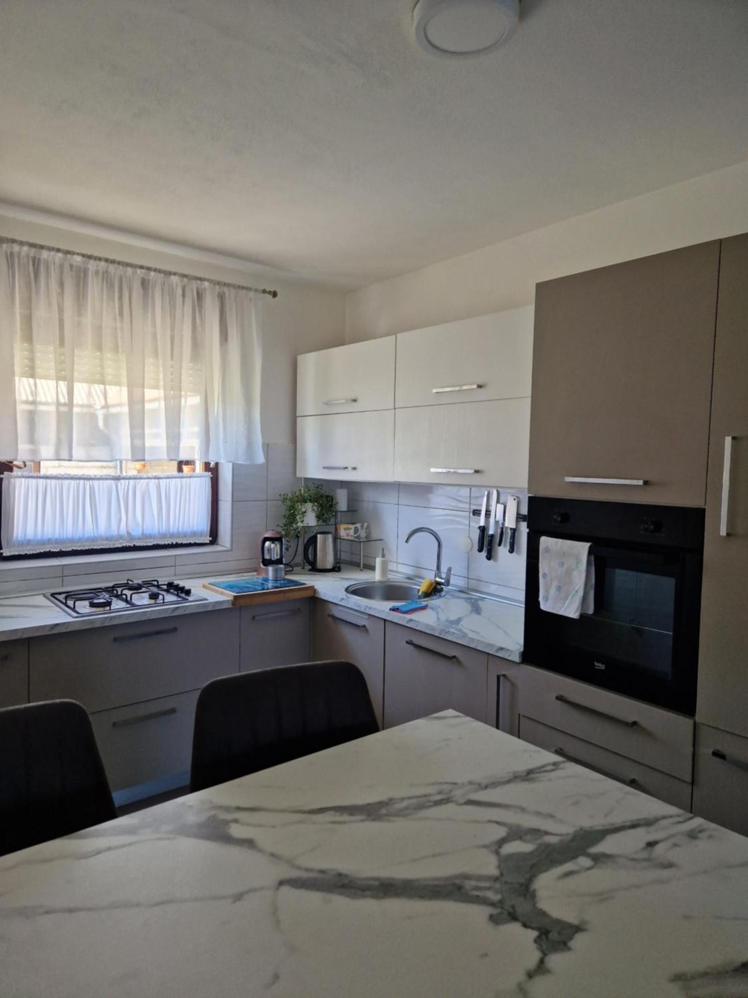 Rooms & Apartment Milan Saborsko Exterior foto